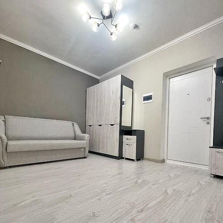 Beautiful Apartment In Chisinau Exterior foto