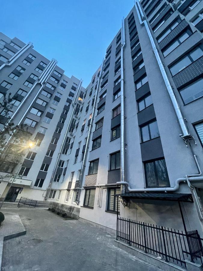 Beautiful Apartment In Chisinau Exterior foto